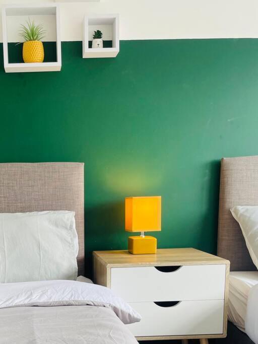 #0609 Two Bedroom Serviced - Free Parking